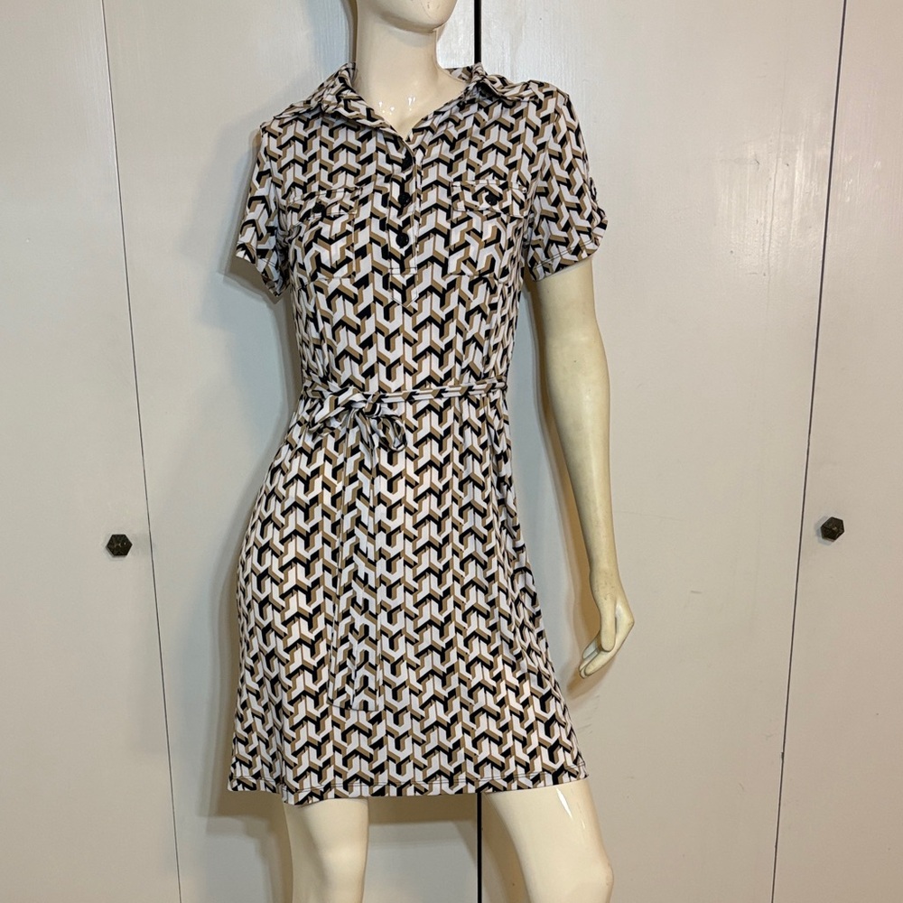 🌺SALE 5 for $20🌺Enfocus Studio Black and Cream Geometric Mini Dress